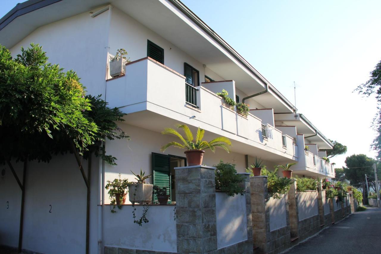 Villini Macri Apartamento Parghelia Exterior foto