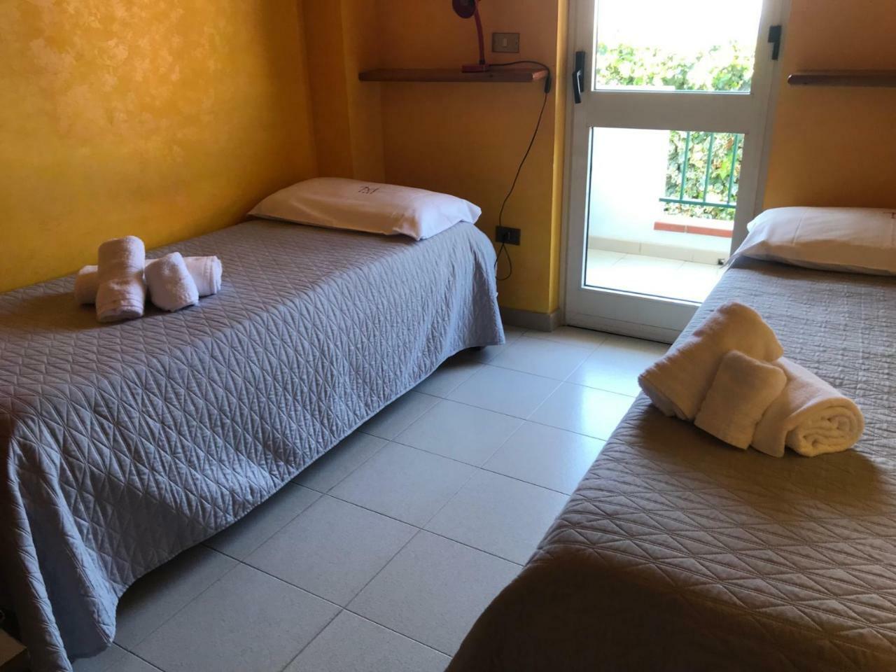 Villini Macri Apartamento Parghelia Exterior foto